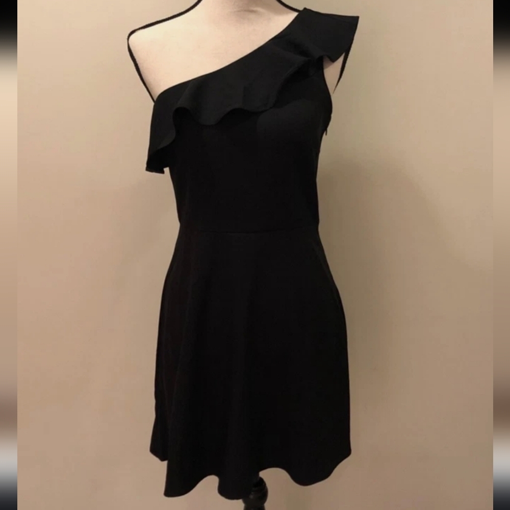 Banana Republic Black One Shoulder Ruffle Dress 0 Petite Cocktail Fit & Flare